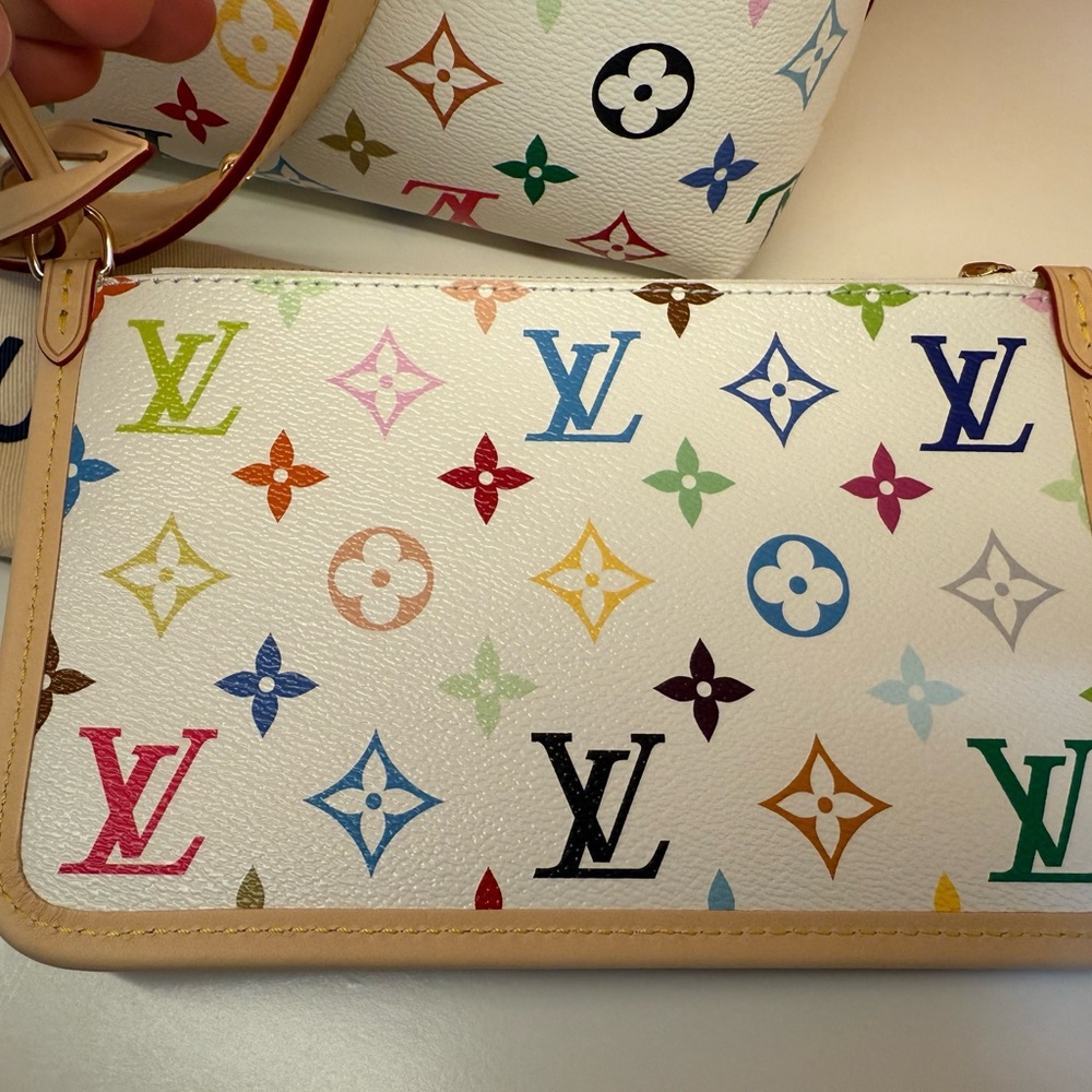 New Louis Vuitton LV x TM Murakami Carry All PM M13661 100% Authentic - Picture 8 of 11